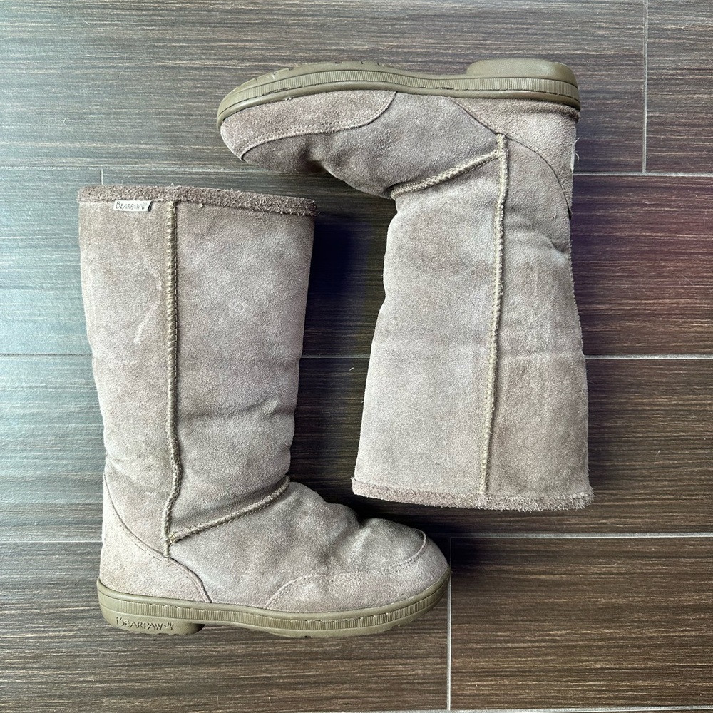 Bearpaw Pull On Boots Size 8 Furry Winter Boot